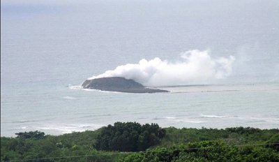 Нов вулканичен остров се е образувал в Тихия океан