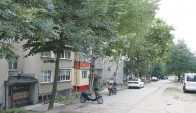 Задържаха 14 нелегални мигранти във В. Търново