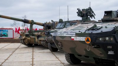 Полското правителство изпрати танков батальон в село Чартаев близо