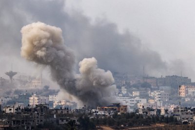 Европейският съюз призова за спиране на боевете в ивицата Газа