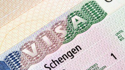 Хората които кандидатстват за визи за посещение на Шенгенското пространство
