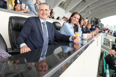 Министърът на младежта и спорта Димитър Илиев разпореди Националният стадион