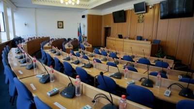 Реално Столичният общински съвет има възможност да работи много дълго