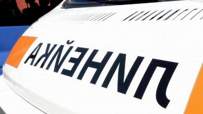 Шофьор се заби в бетонна колона в Русе, пострада 10-годишно дете