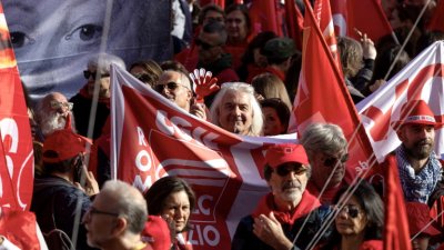 В Италия е обявена общонационална стачка Протестът е осемчасов или