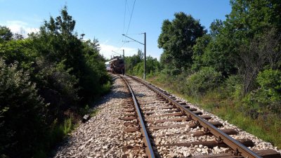 С над 130 минути закъснение се движи бързият влак София