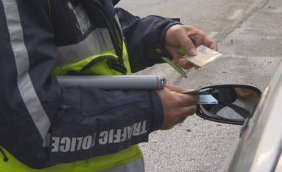 32 годишен софиянец се опита да подкупи пътни полицаи с 1750