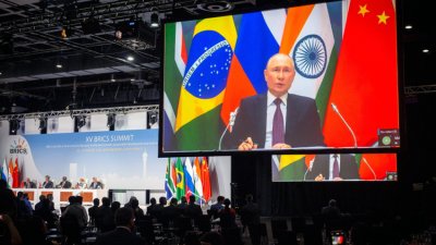 Руски експерт: Твърде рано е БРИКС да се разширява