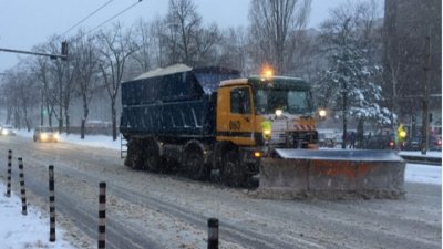 171 снегорина в готовност да чистят София