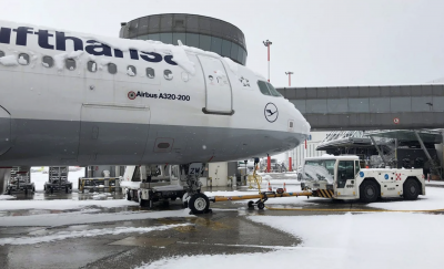 След влаковете спряха и самолетите