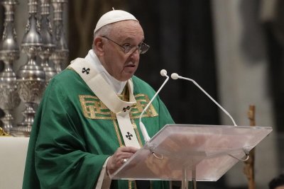 Папа Франциск отмени днес сутрешните си аудиенции заради лек грип