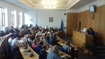Трети опит: Общинските съветници в София избират председател