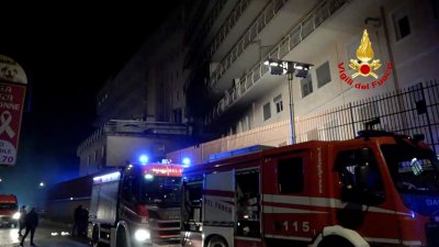 Три са жертвите на пожара избухнал в болницата на италианския