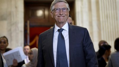 Съоснователят на Microsoft Corp Бил Гейтс носеше короната на най богатия