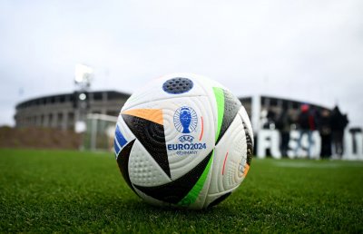 УЕФА продължава да се опитва да търси перфектен футбол с