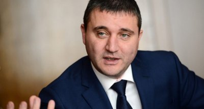 Горанов коригира броя на “богаташите” в България