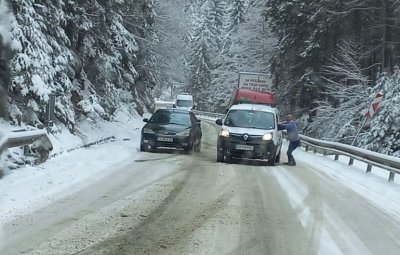 АПИ към шофьорите: Температурите падат, дъждът минава в сняг