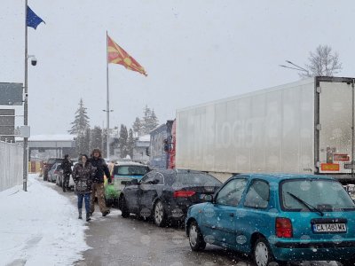 Северна Македония затвори ГКПП "Гюешево" за тирове