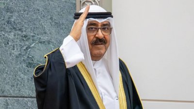 Новият емир на Кувейт шейх Мешал ал Ахмад ал Сабах  жестоко критикува депутатите
