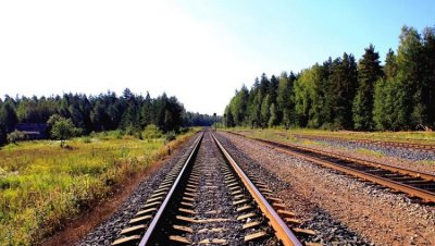 ЕС ще подкрепи изграждането на железопътна линия в Северна Македония