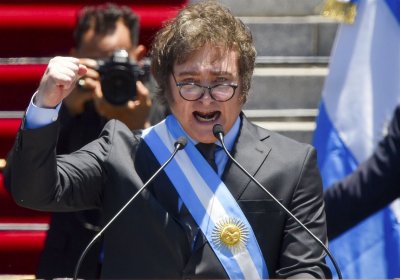 Президентът на Аржентина Хавиер Милей обяви извънредно положение в икономиката