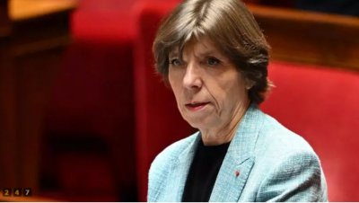 Френската министърка на външните работи Катрин Колона отложи визитата си
