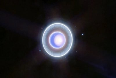 НАСА направи най добрата снимка на пръстените на Уран Космическият телескоп
