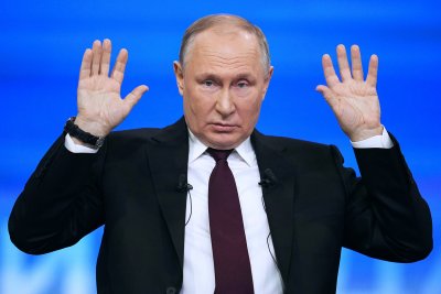 Руският президент Владимир Путин който направи мобилизацията безсрочна трябва да прекрати