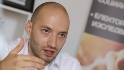Димитър Ганев: Правят промени в Конституцията само заради Радев 