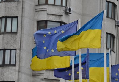 ЕК дава още 1,5 милиарда евро помощ на Украйна