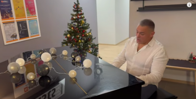 Юксел Кадриев зарадва почитателките си с кавър на любима своя песен