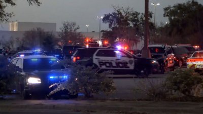 Една жертва и много ранени при стрелба във Флорида 