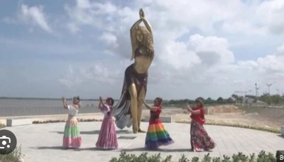 Певицата Шакира беше увековечена със статуя която бе открита в