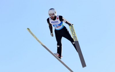 Българският състезател в ски скока Владимир Зографски преодоля квалификациите преди първото