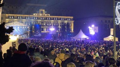 Традиционният новогодишен концерт на площад Батенберг все пак ще се