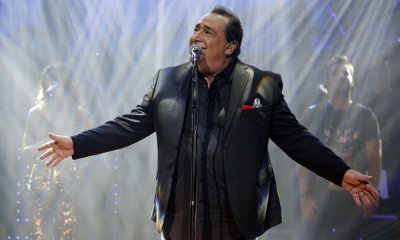 Почина легендарният гръцки певец Василис Карас (СНИМКИ+ВИДЕО)