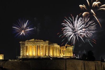 Повече българи посрещат Нова година в Гърция