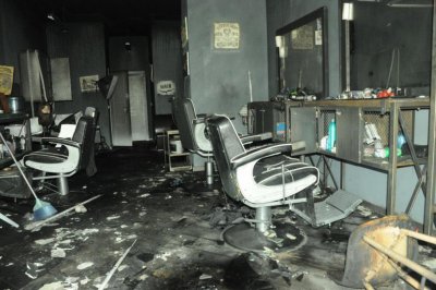При палеж фризьорски салон в Бургас е изгорял до основи  Двама