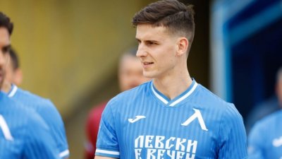Футболистът на Левски Илиян Стефанов заяви че ще се бори