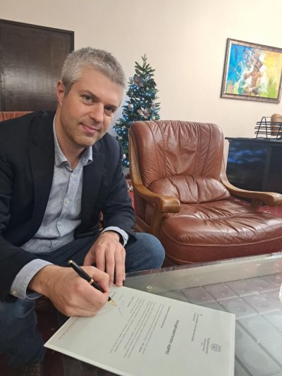 Кметът на Варна Благомир Коцев се захваща с приюта за