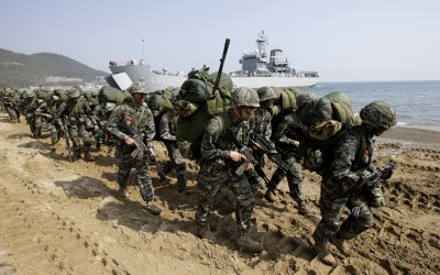 Южнокорейски и американски войски проведоха съвместни учения с бойни стрелби близо