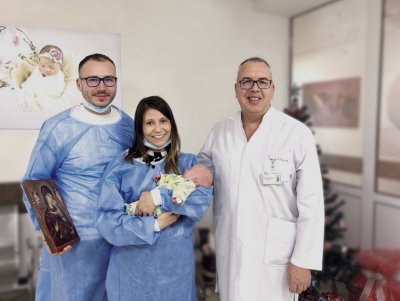 За първи път у нас: Жена с трансплантиран черен дроб стана майка