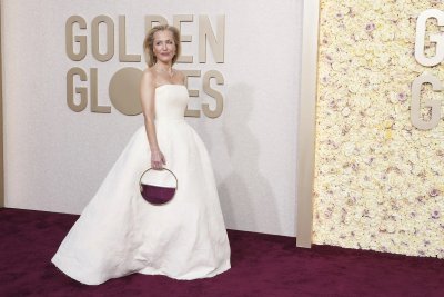 На наградите Златен глобус в неделя вечерта роклята на Джилиан