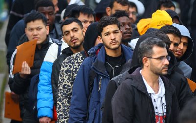 Около 350 хиляди души са кандидатствали за убежище в Германия