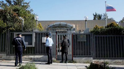 Гръцката полиция е предприела спешни действия след като в посолството