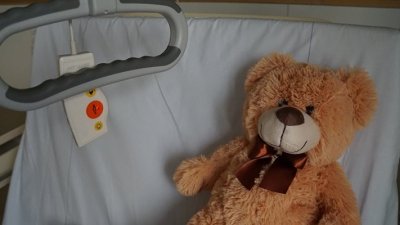 Браво! 5-годишното малтретирано момченце от Пловдив се възстановява след операцията
