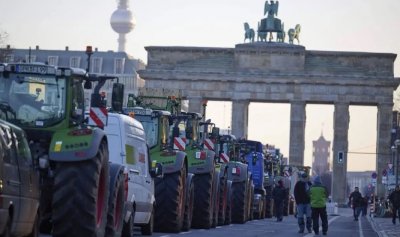 Германските фермери подновяват протестите в центъра на Берлин 