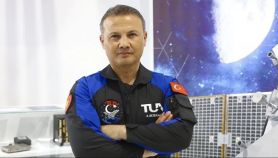 Силен вятър отложи полета на първия турски космонавт до МКС