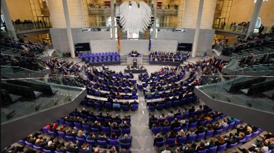 Германският парламент отхвърли внесено от консервативната опозиция предложение за доставка