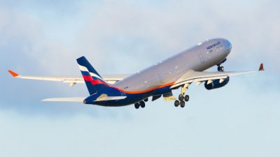 Самолет на индийска авиокомпания пътуващ за Москва се разби в